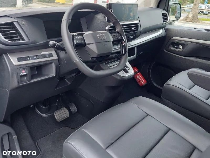 Toyota Proace Verso 2.0 D4-D Medium VIP - 18