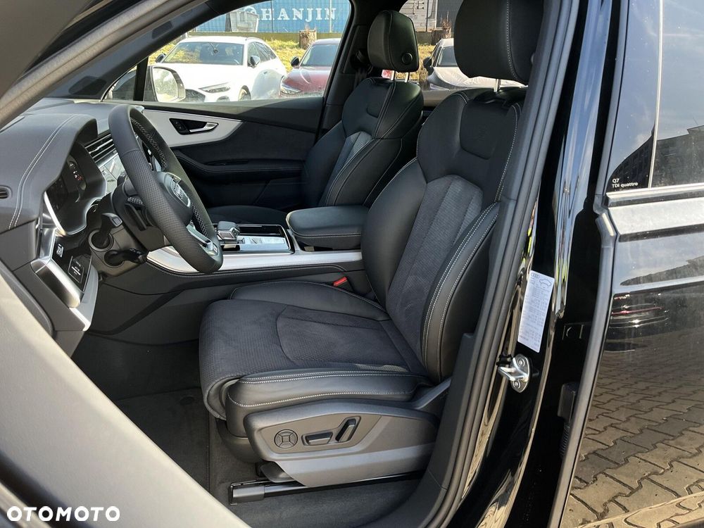 Audi Q7 - 25