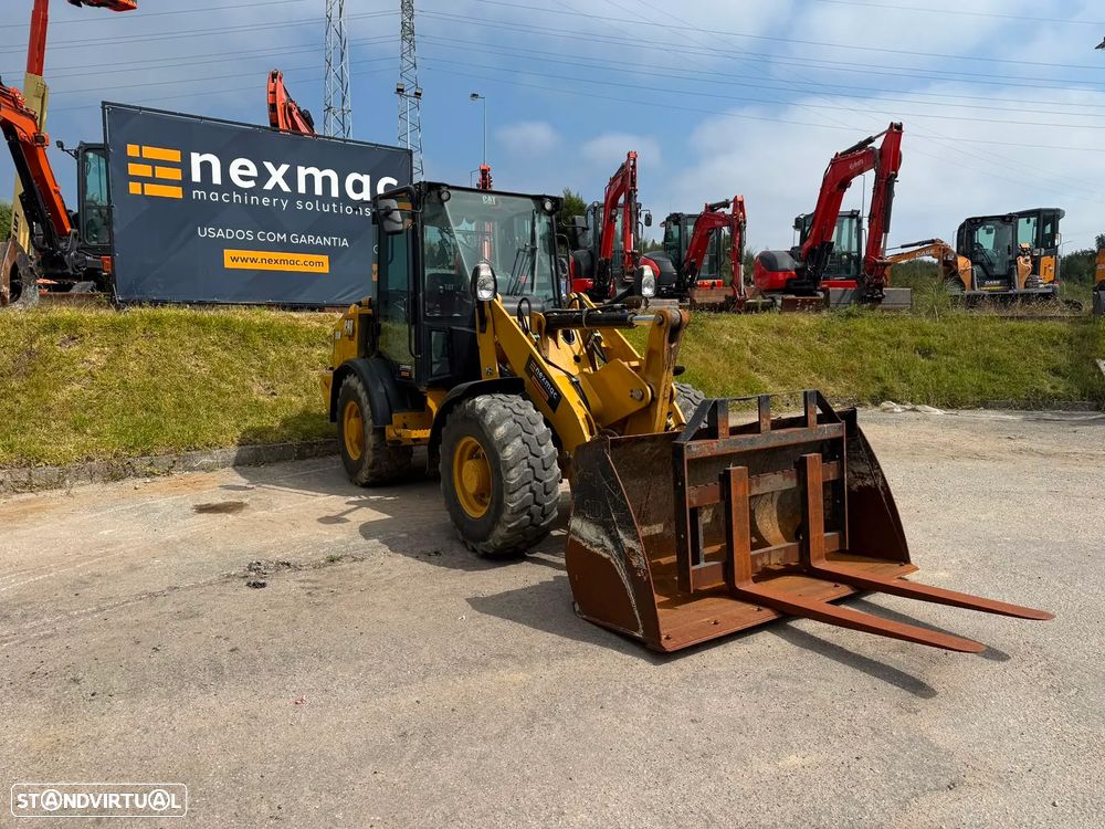 Caterpillar 906M - 2