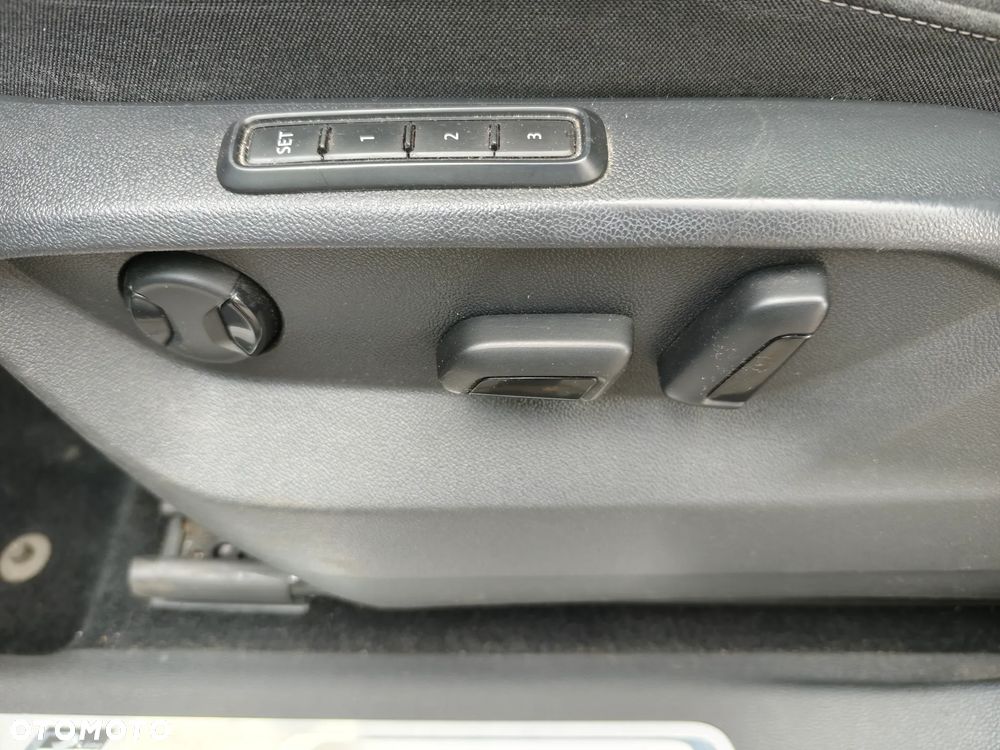 Volkswagen Tiguan 2.0 TDI SCR 4Mot Highline DSG - 15