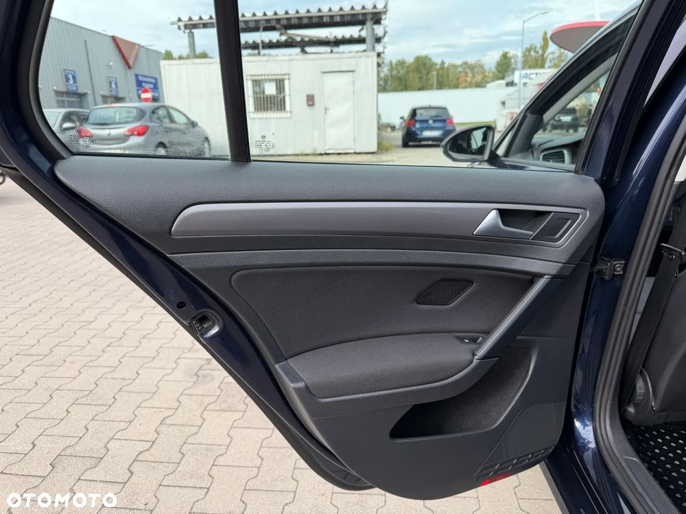 Volkswagen Golf 1.2 TSI BMT Trendline - 20