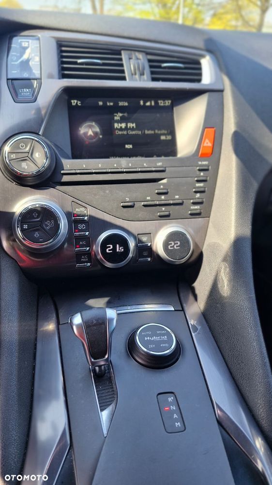 Citroën DS5 2.0 HDi Hybrid4 SoChic MCP - 10