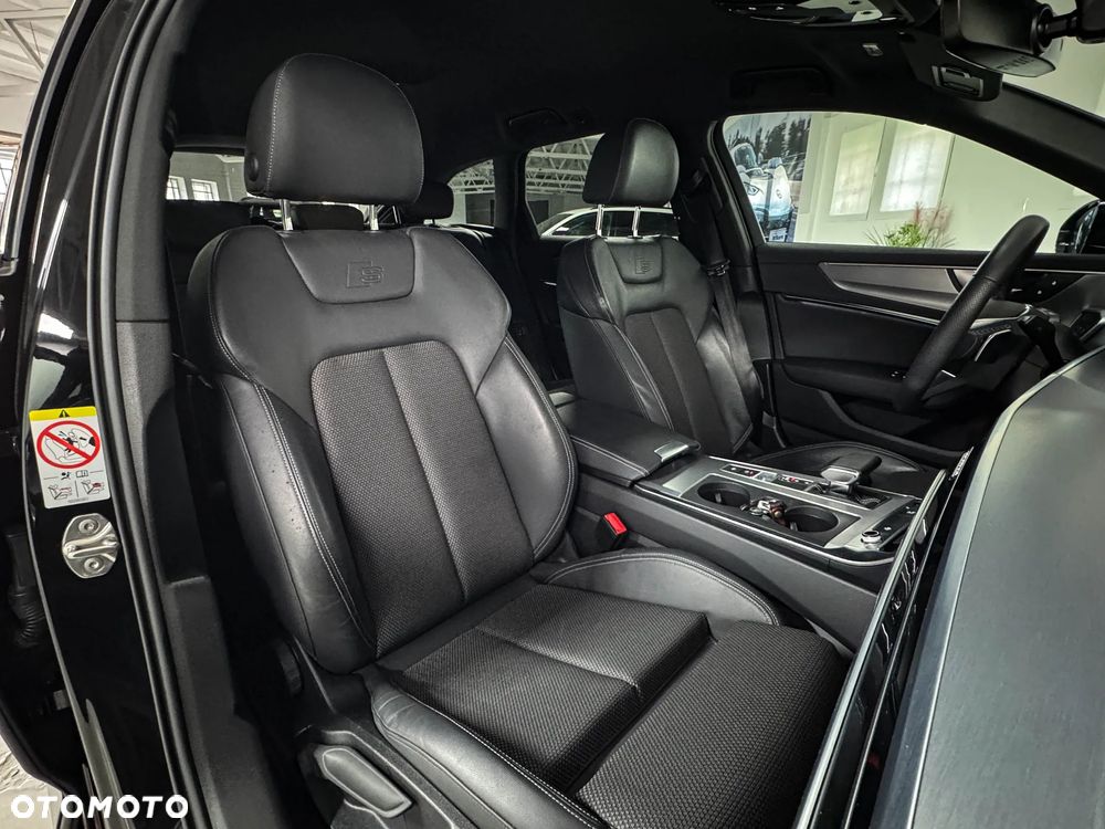 Audi A6 Avant 40 TDI quattro S tronic S line - 4