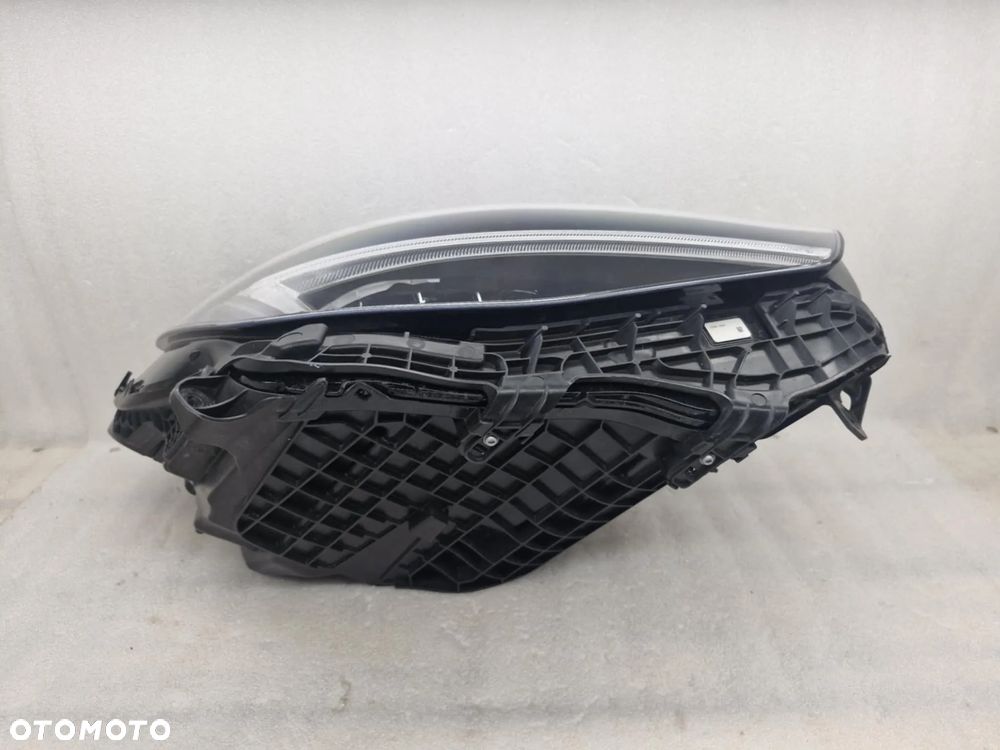 VOLVO XC40 LIFT FULL LED LAMPA PRAWA PRZÓD 32338909 - 6