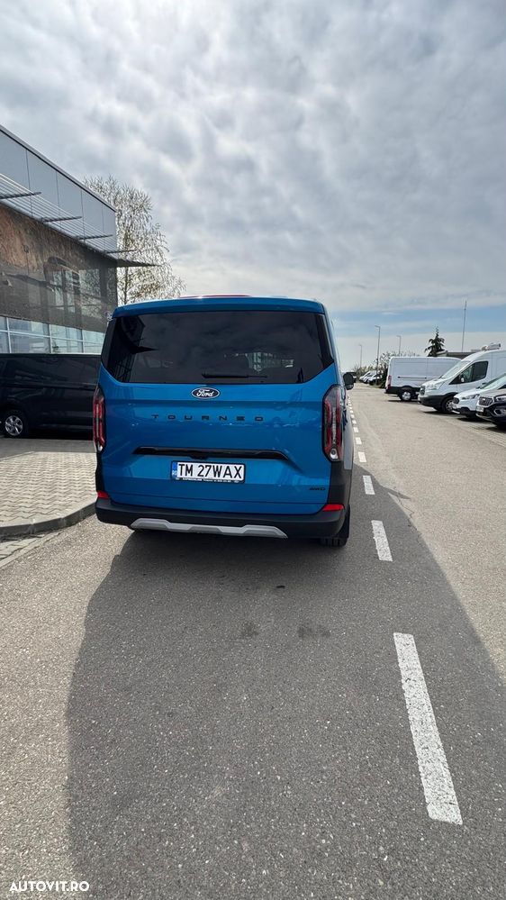Ford Tourneo Custom Bus 320 2.0 EcoBlue 170 CP L2H1 Active Aut. - 6