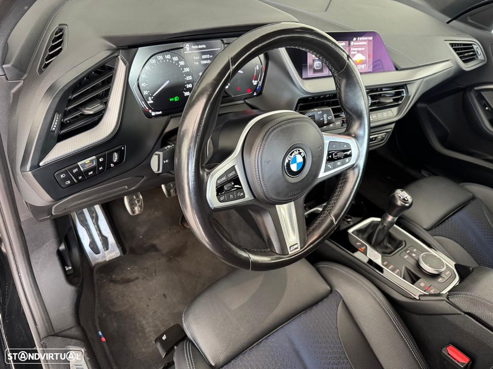 BMW 116 d Pack Desportivo M - 3