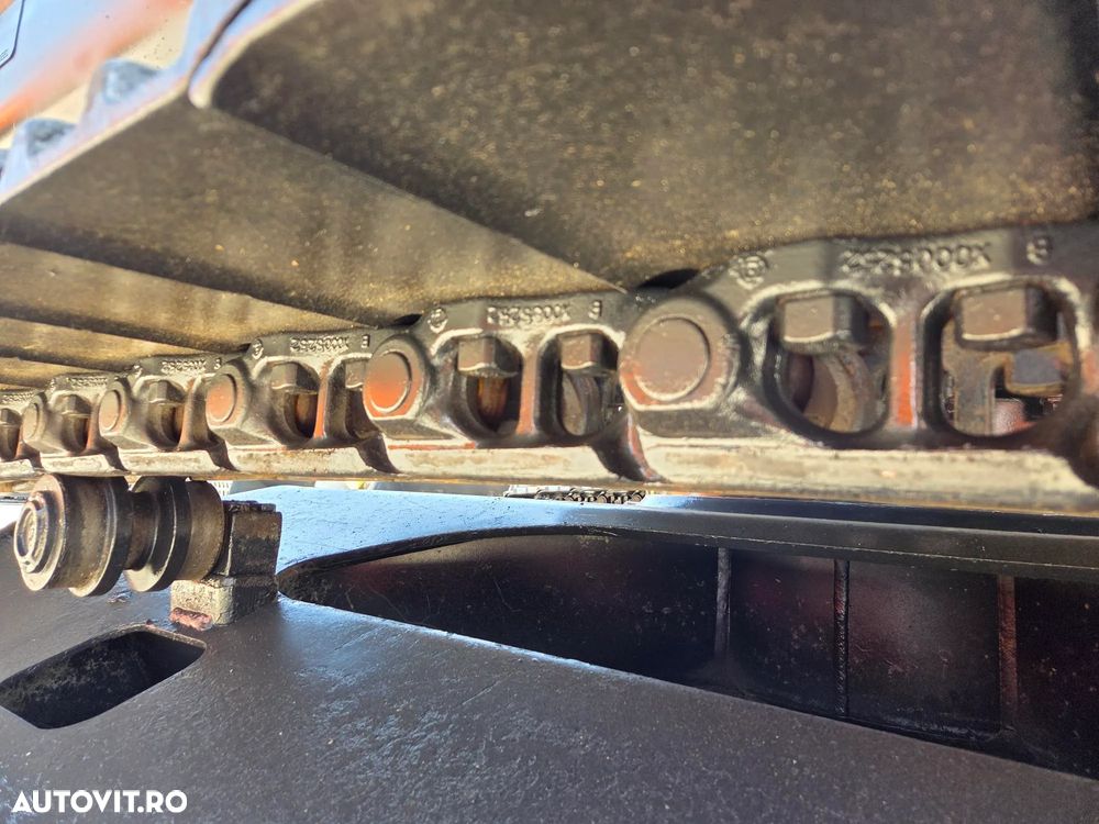 Hitachi SET BRATE LUNGI NOI 18m, cupa 0,9mc, 2019, 6.017h, gresare automata, latime 3,19m, 3 pompe hidr Hitachi, camera spate, camera laterala, consum mediu 13l/h, motor Isuzu 190CP, JAPONIA, doar 377h deplasare lant 80% ok, leasing 3 ani-PROMOTIE 131.900Eur - 27