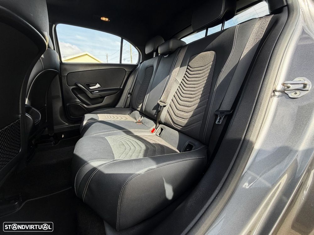 Mercedes-Benz A 250 e Style Plus - 11
