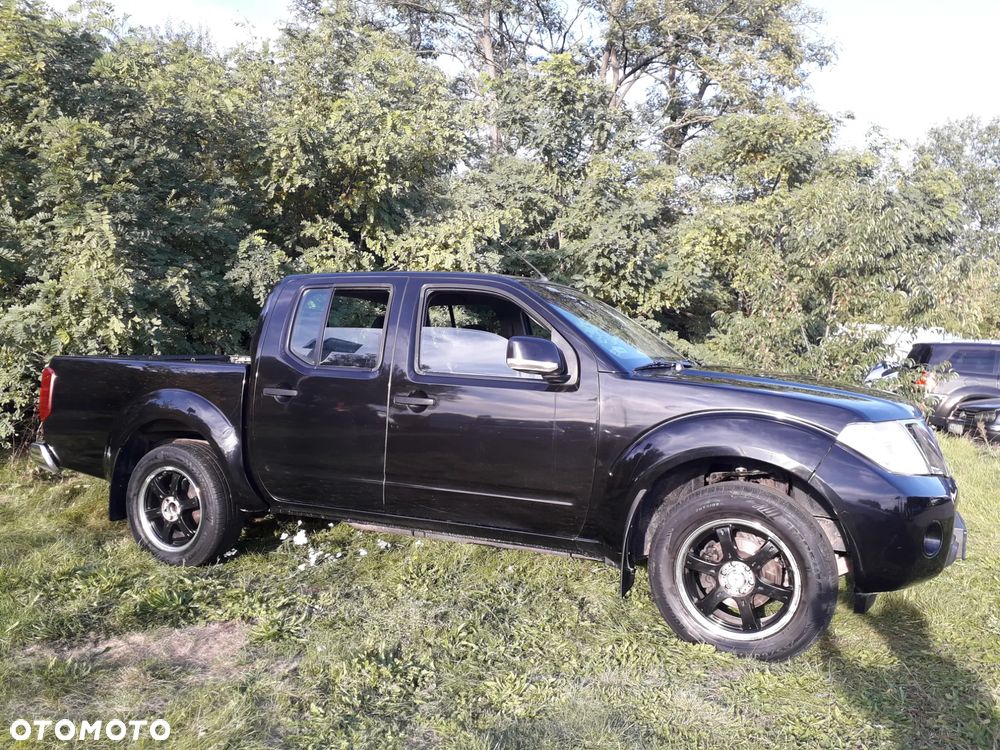 Nissan Navara 2.5 D SE Long - 11