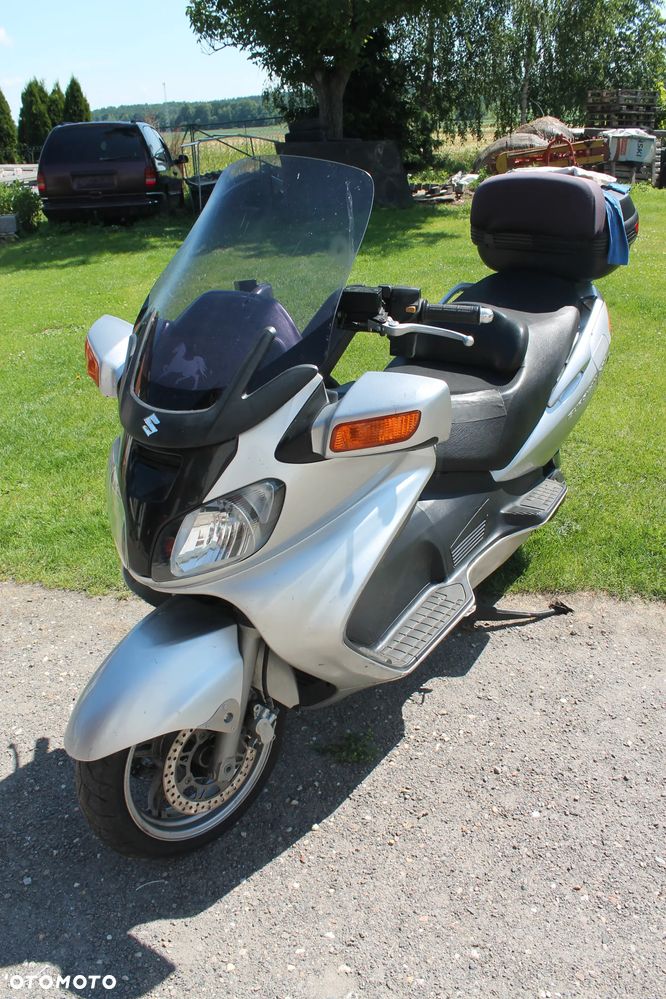 Suzuki Burgman - 1