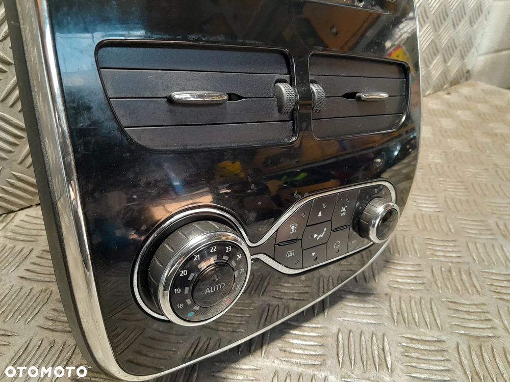 RENAULT CLIO IV RADIONAWIGACJA + PANEL KLIMATYZACJI 281153868R - 3