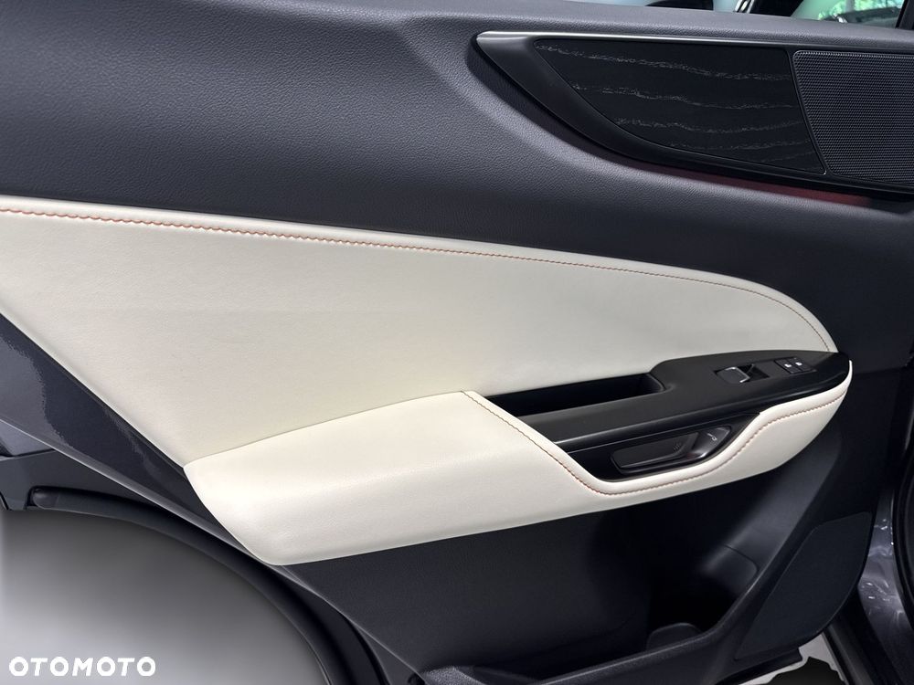 Lexus NX - 10