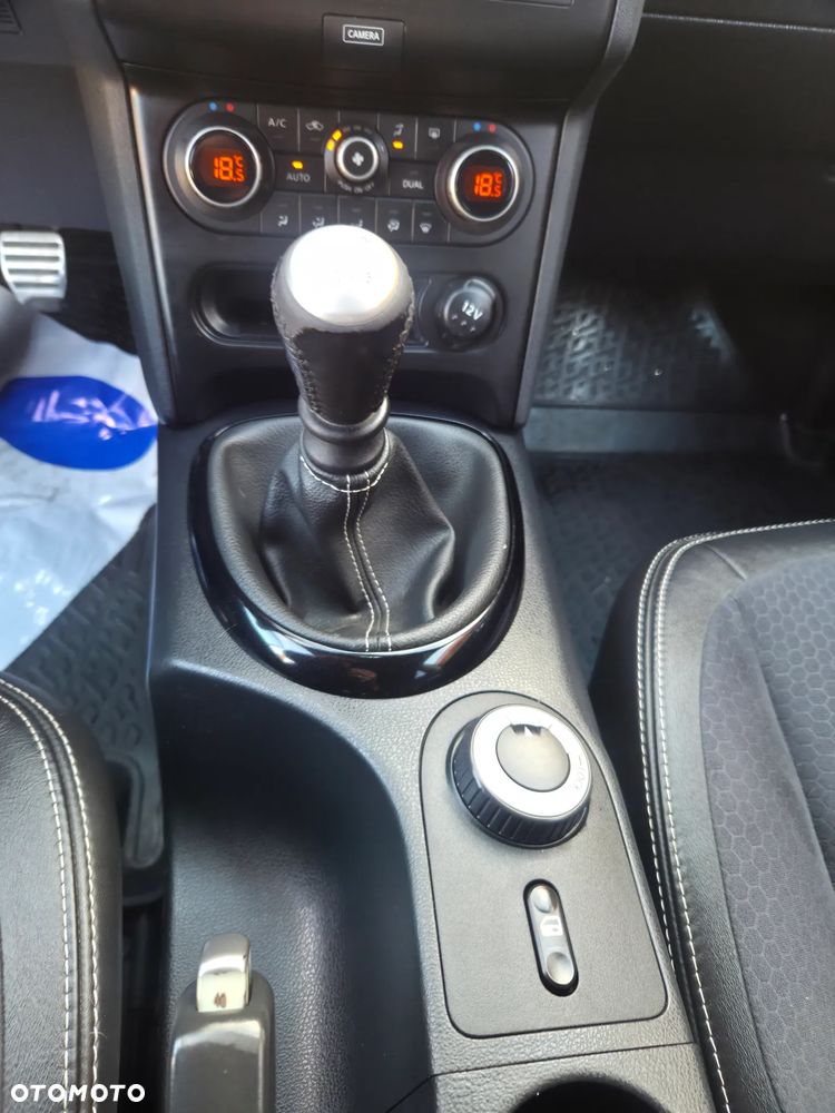 Nissan Qashqai 1.6 dCi 4 x 4 DPF Start/Stop tekna - 26