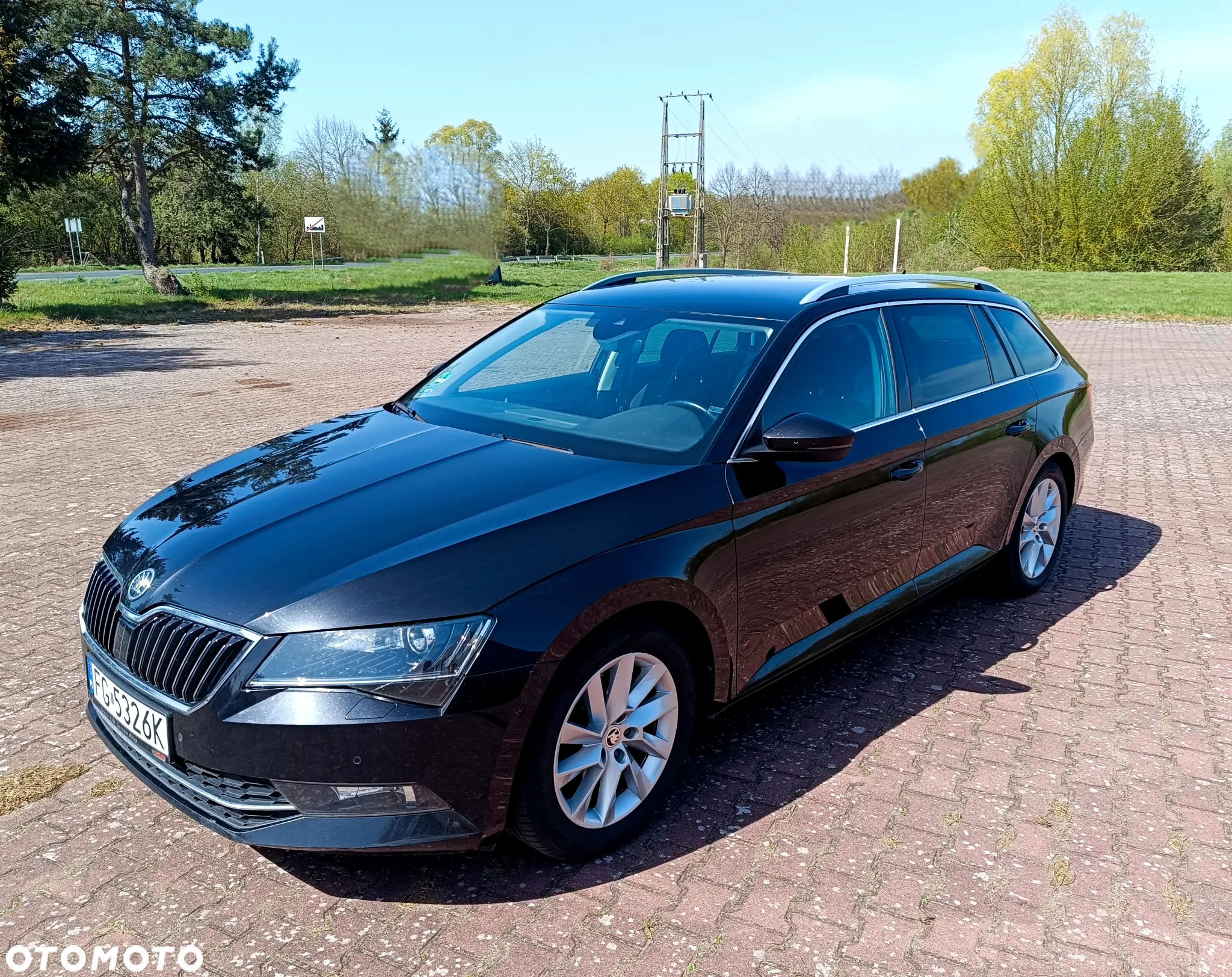 Skoda Superb 2.0 TDI SCR Style DSG - 2