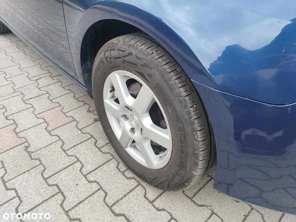 Volkswagen Golf 1.6 Edition - 11
