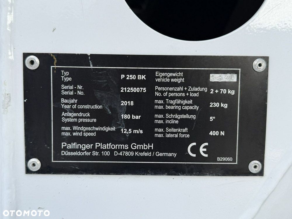 Mercedes-Benz Sprinter - 12