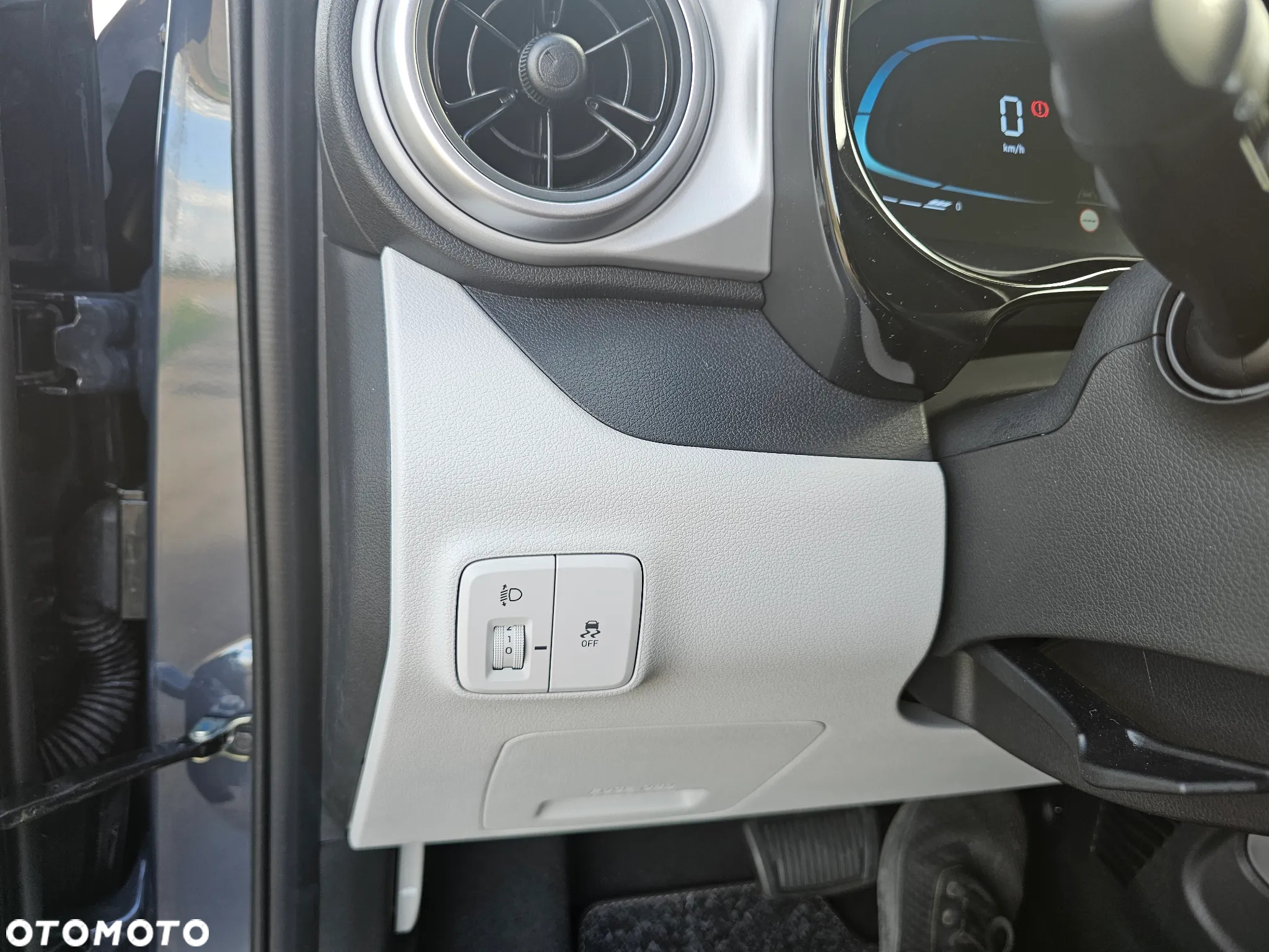 Hyundai i10 1.0 Automatik Trend - 12