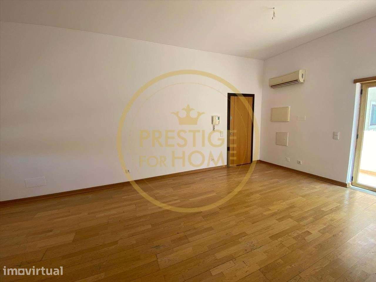 Apartamento T2 com Varanda – Vale de Rãs - Grande imagem: 4/18