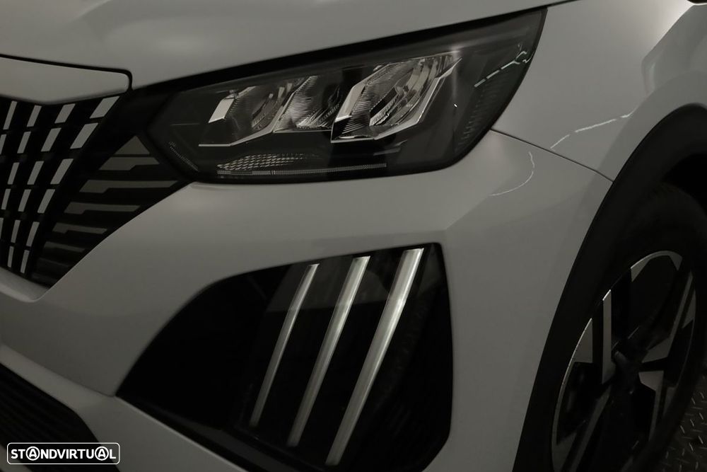 Peugeot e-2008 54 kWh Allure - 6