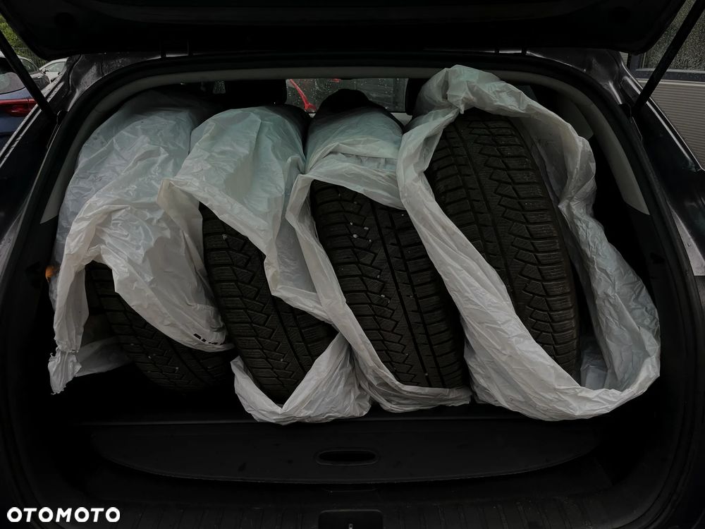 Hyundai Tucson 2.0 CRDi 2WD Trend - 37