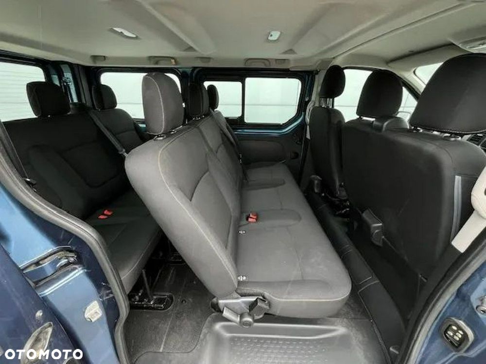 Renault Trafic - 21