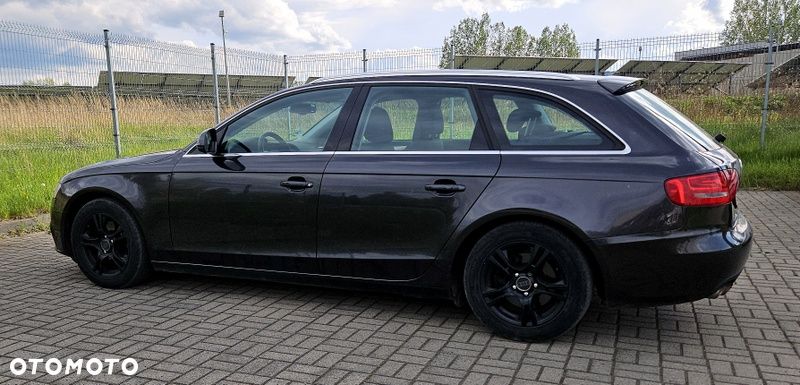 Audi A4 Avant 2.0 TDI - 16