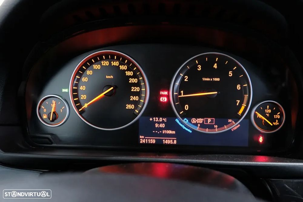 BMW 520 i Touring Aut. Luxury Line - 9