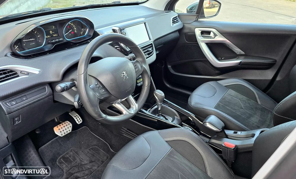 Peugeot 2008 PureTech 110 Stop&Start EAT6 Crossway - 9