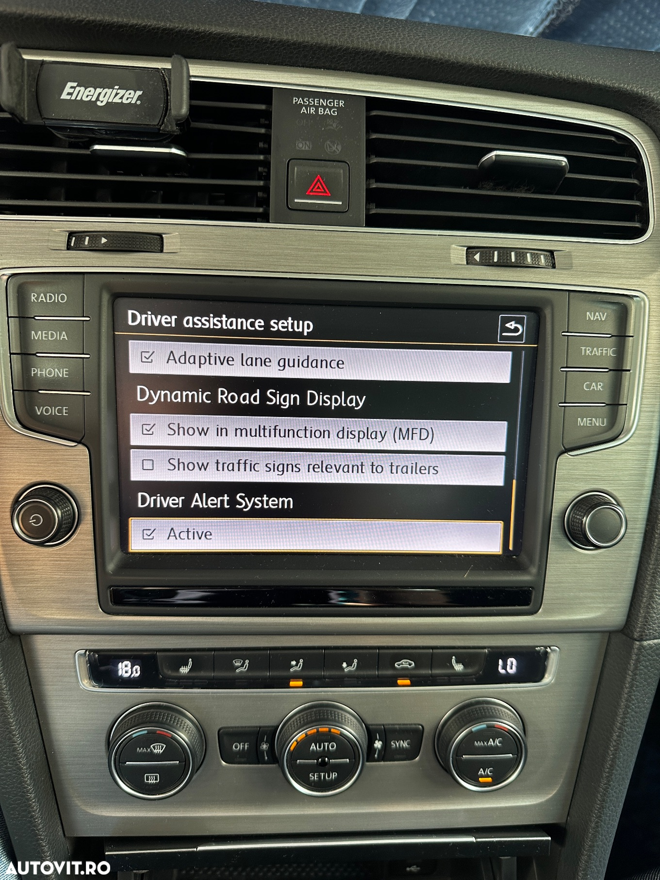 Volkswagen Golf 2.0 TDI Highline - 15