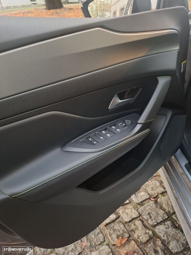 Peugeot 308 SW Hybrid 136 e-DSC6 GT - 5