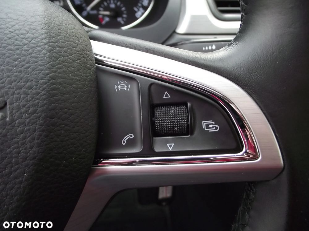 Skoda RAPID Spb 1.6 TDI DPF Ambition - 24