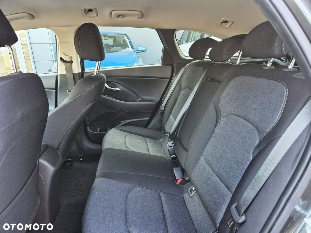 Hyundai i30 - 16