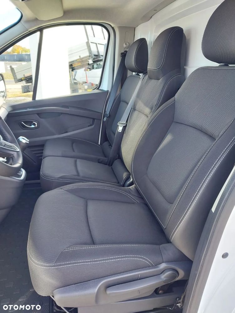 Renault Trafic - 9