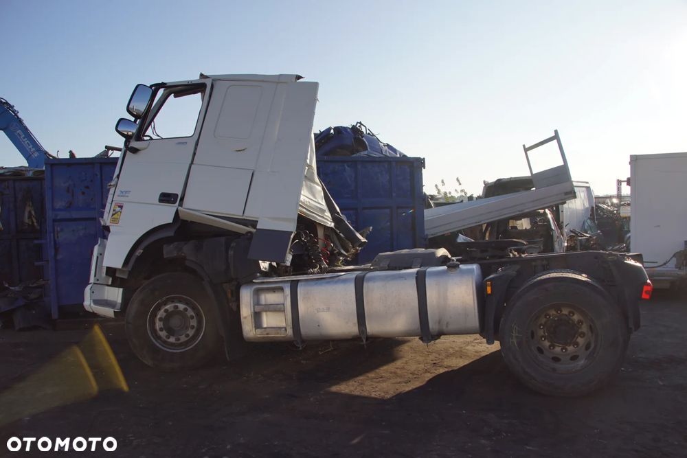 Auto na części - DAF XF 460 FT EURO 6 MX-13 2017R Silnik Skrzynia Lampa Lusterko Klamka Siodło Bak Sterownik Moduł Czujnik - 3