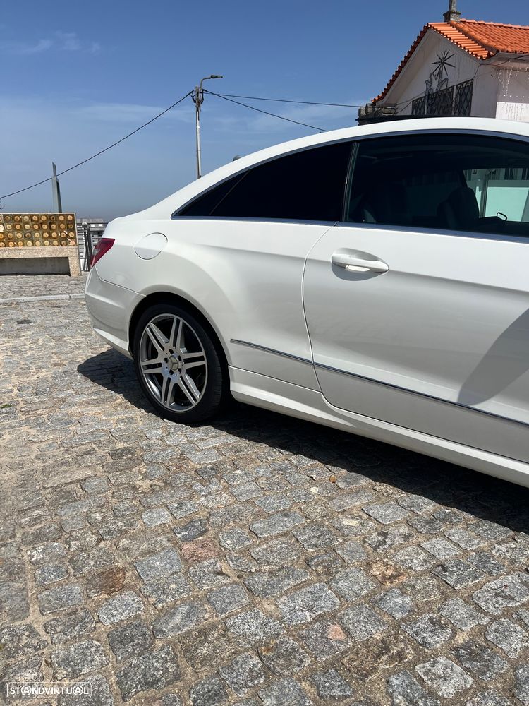 Mercedes-Benz E 220 - 2