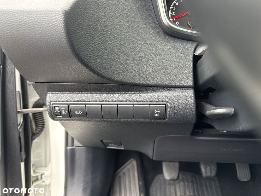 Toyota Corolla - 21