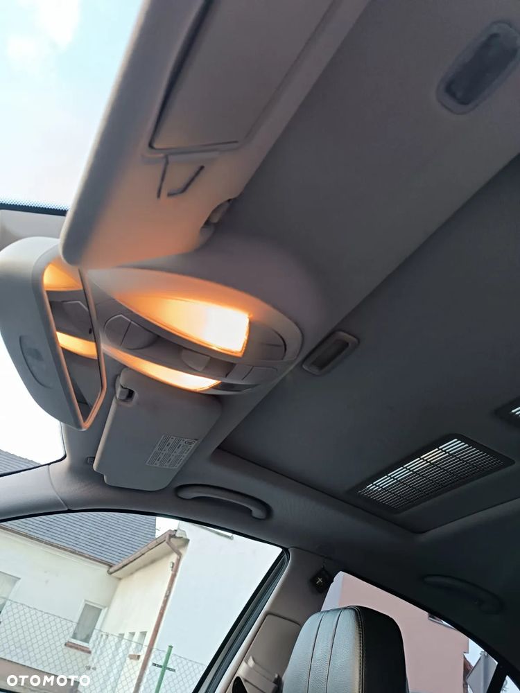 Mercedes-Benz Klasa E 320 CDI 7G-TRONIC Avantgarde - 12