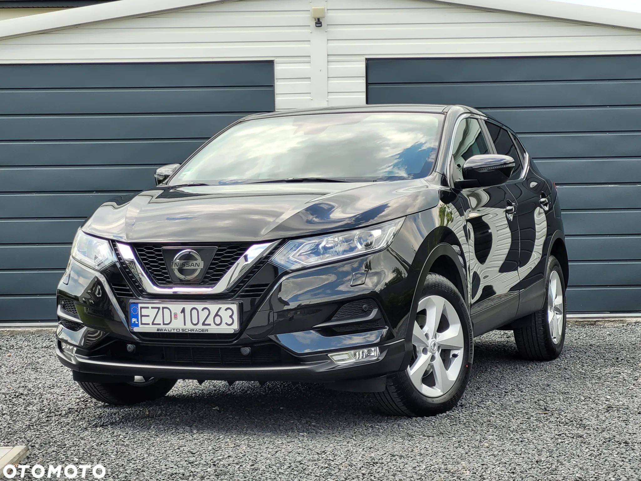 Nissan Qashqai 1.2 DIG-T N-Connecta - 1
