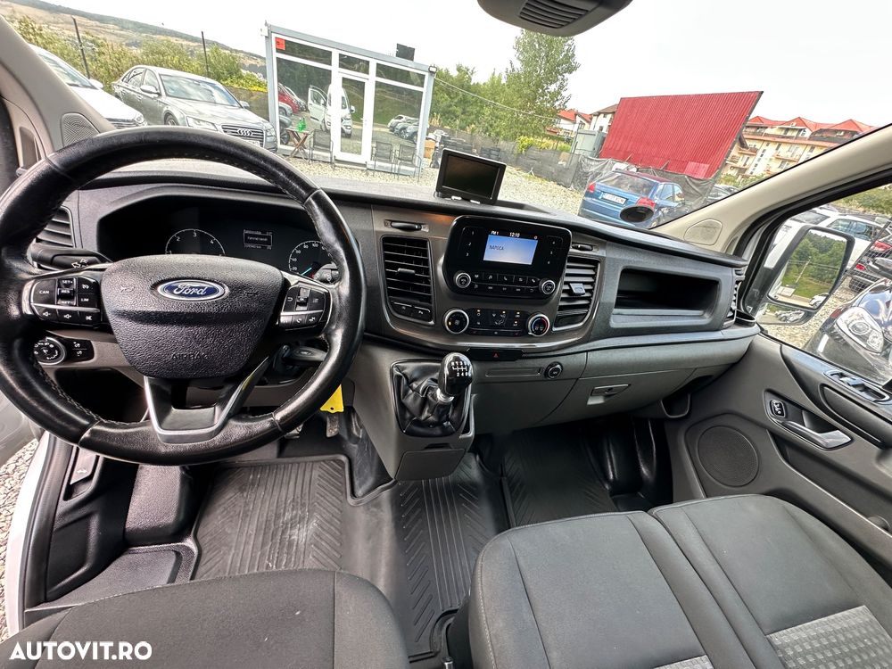 Ford TRANSIT CUSTOM L2H2 - 10