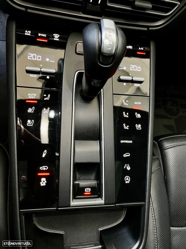 Porsche Macan S - 33