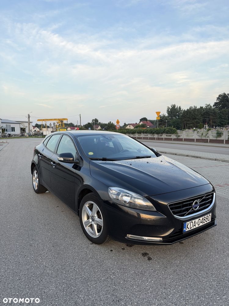 Volvo V40 2015 photo 2