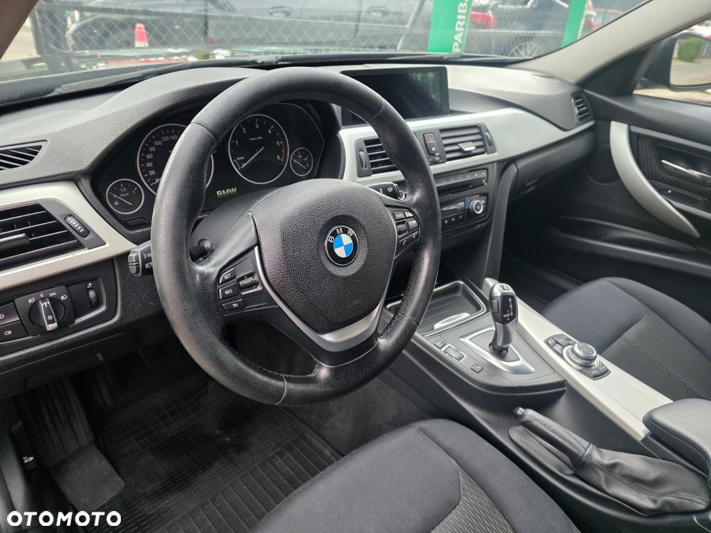 BMW Seria 3 - 14