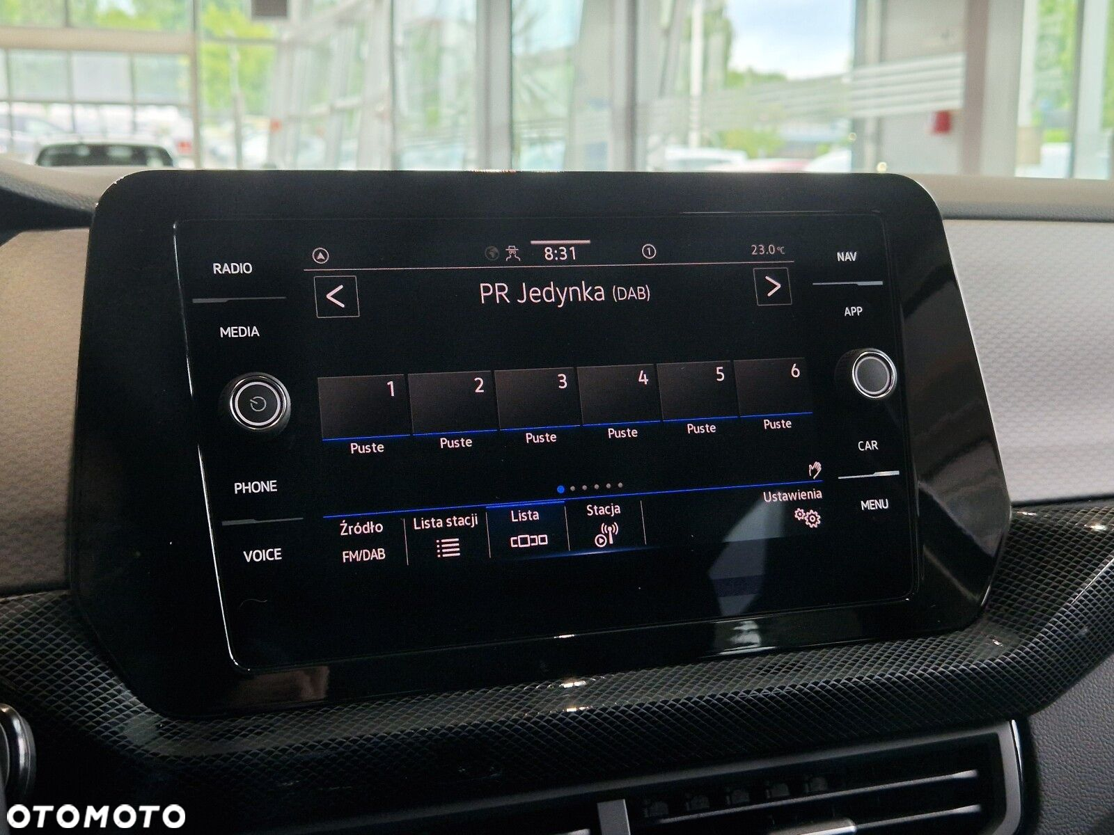 Volkswagen T-Cross - 26
