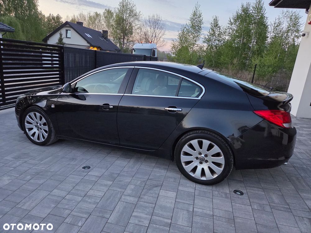 Opel Insignia 2.0 CDTI Cosmo - 11