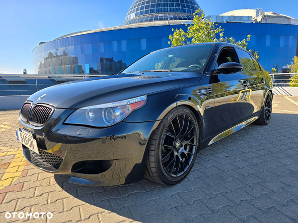 BMW M5 Standard
