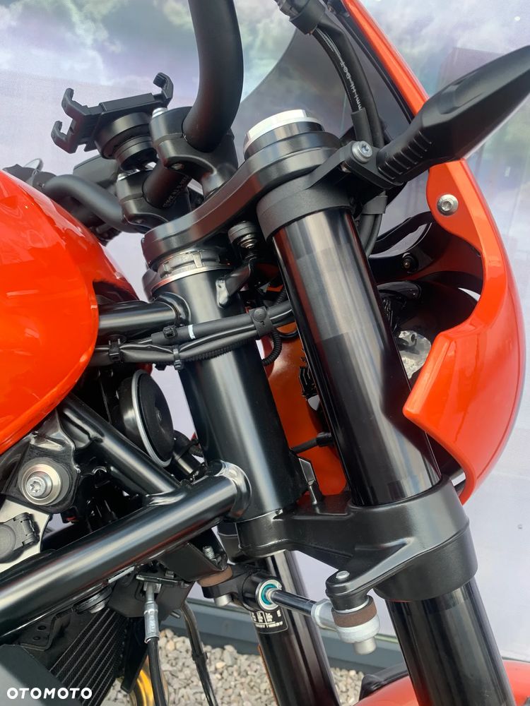 BMW R - 28