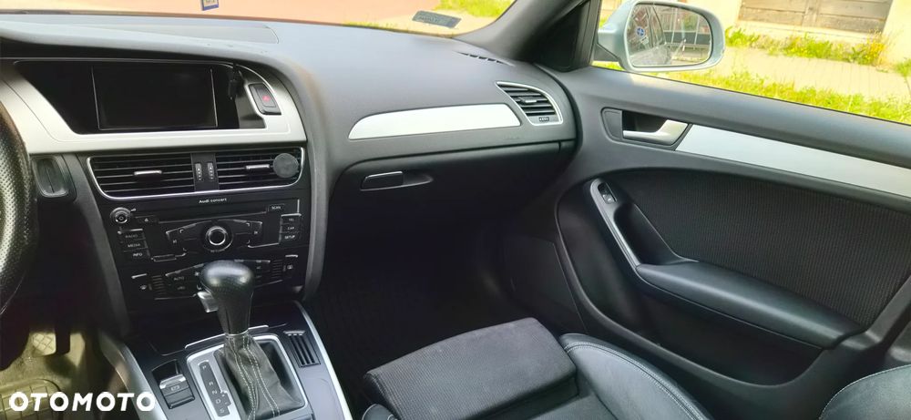 Audi A4 Avant - 10