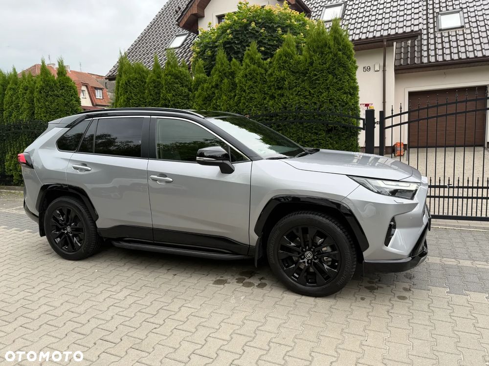 Toyota RAV4 - 6