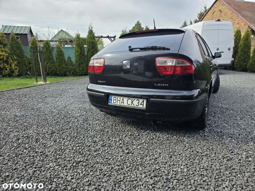 Seat Leon 1.6 Signo - 4