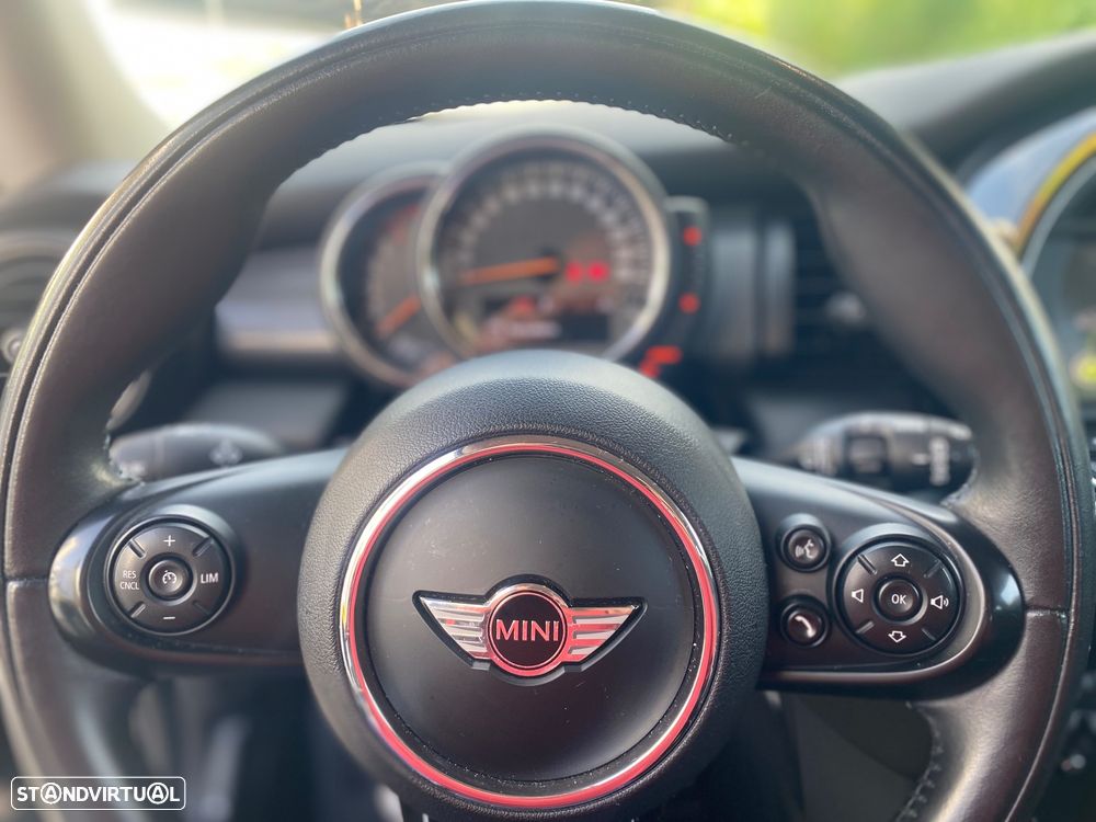 MINI 3 Portas Cooper D Auto - 13